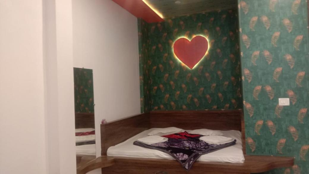 New Hotel Rajvihar Pachmarhī Екстериор снимка