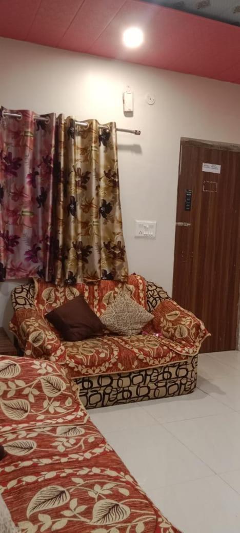 New Hotel Rajvihar Pachmarhī Екстериор снимка
