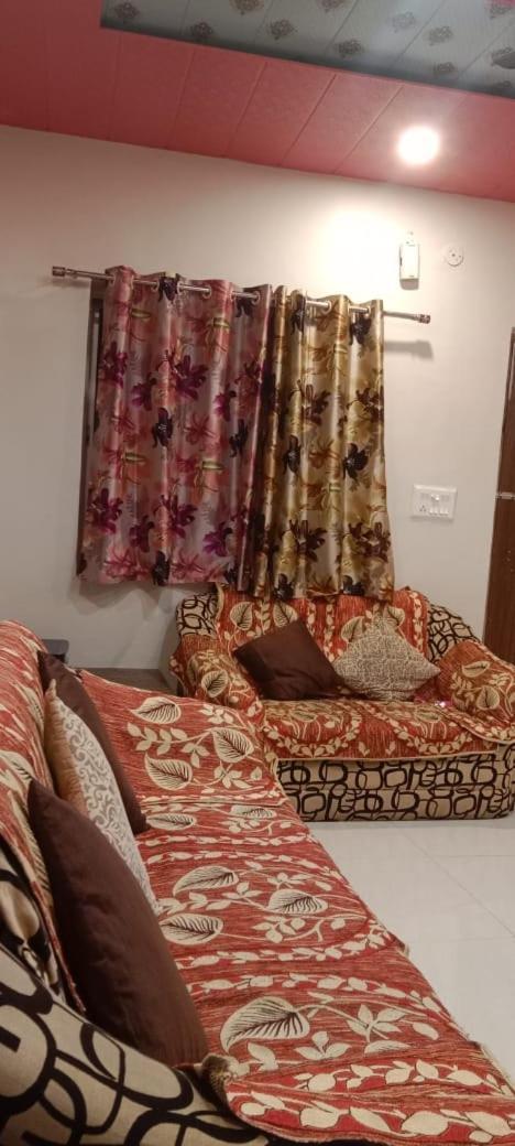 New Hotel Rajvihar Pachmarhī Екстериор снимка