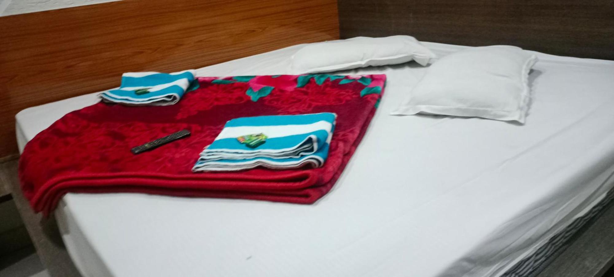 New Hotel Rajvihar Pachmarhī Екстериор снимка