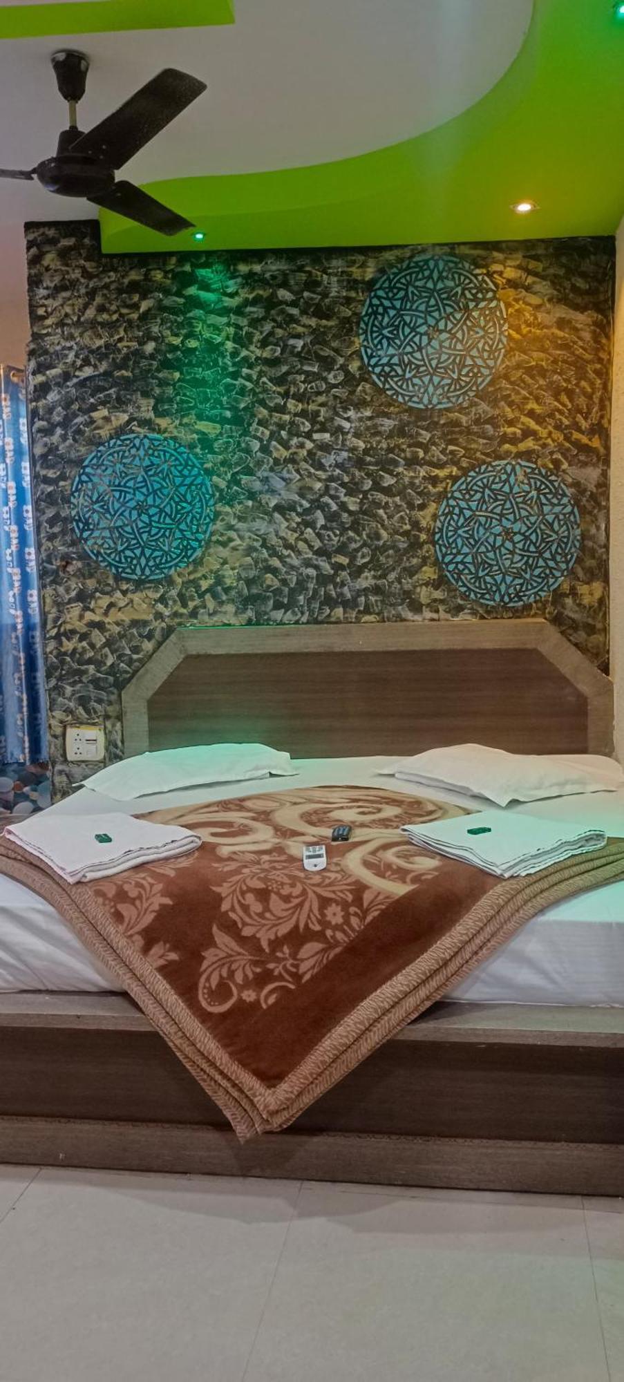 New Hotel Rajvihar Pachmarhī Екстериор снимка