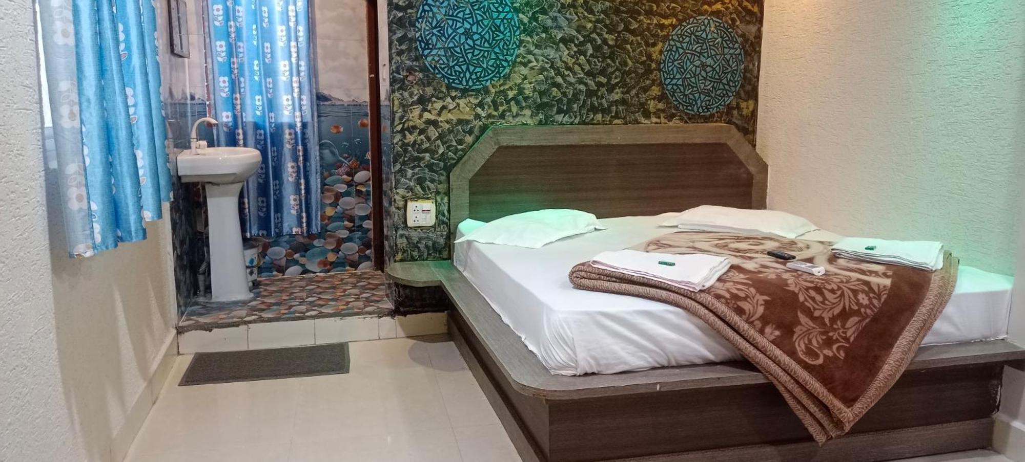New Hotel Rajvihar Pachmarhī Екстериор снимка
